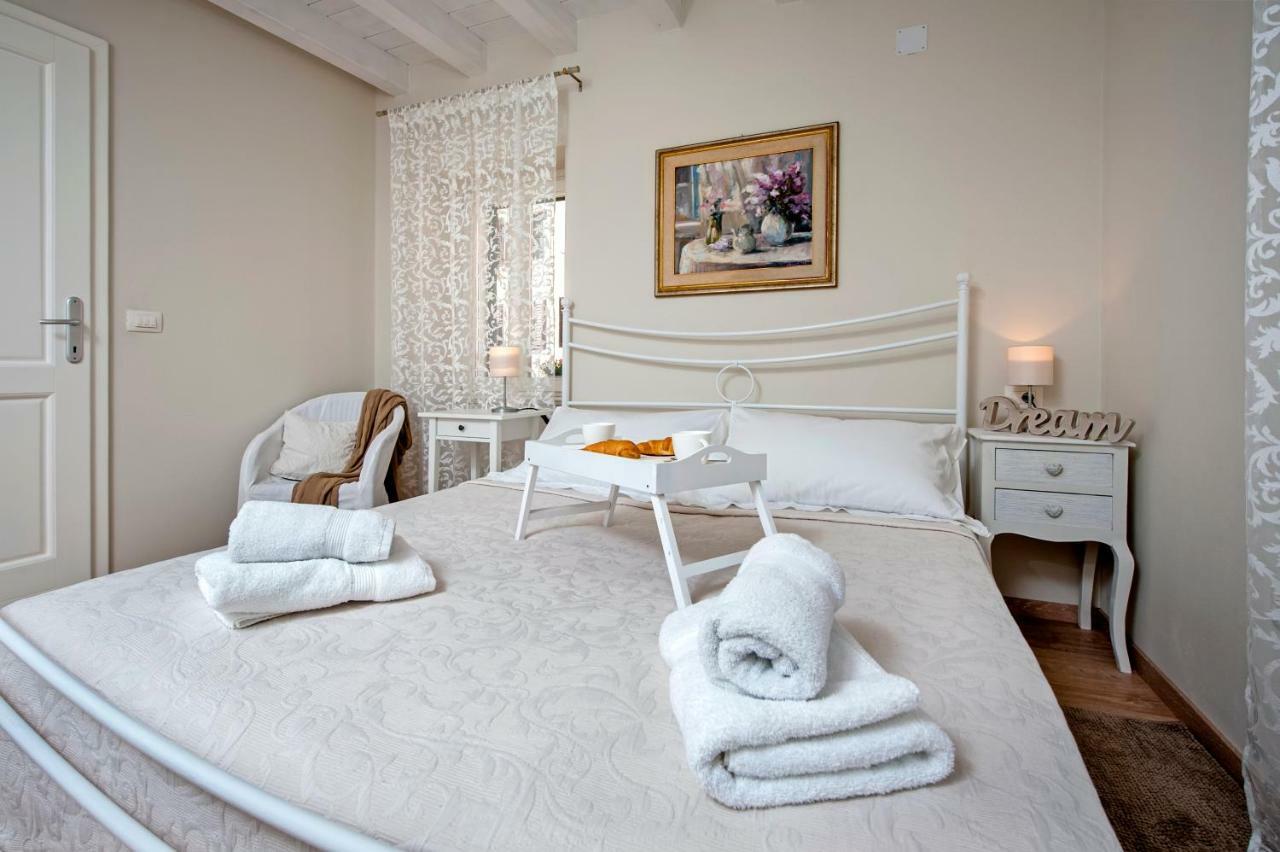 Casa Sbisa' Apartment Ровинь Экстерьер фото