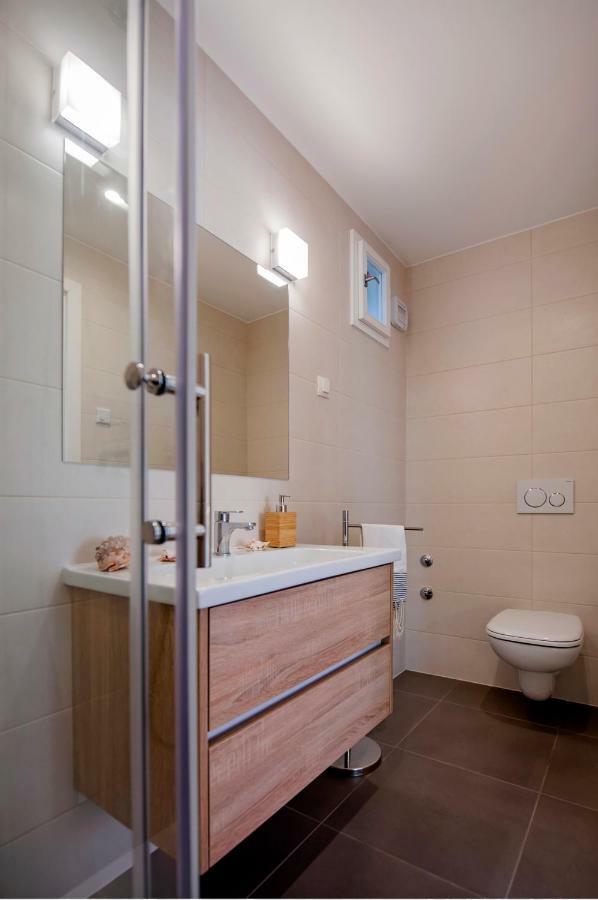Casa Sbisa' Apartment Ровинь Экстерьер фото